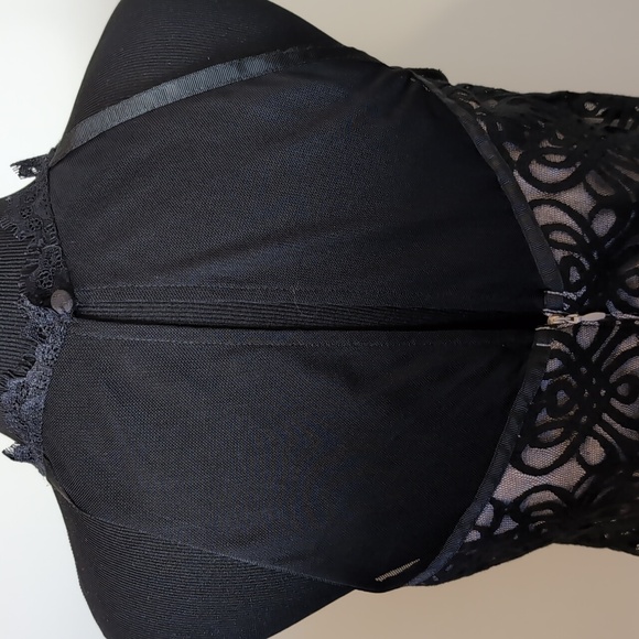 NWOT Nude Black Lace Cocktail Mini Dress - Picture 3 of 5